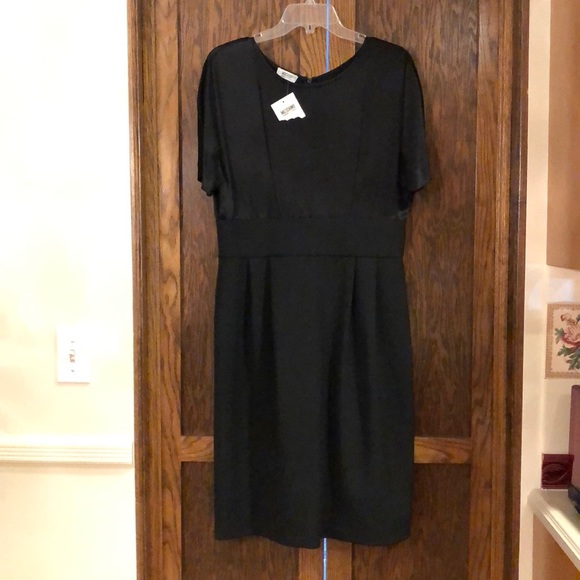 black tights with cream dress Moschino Cheap and Chic